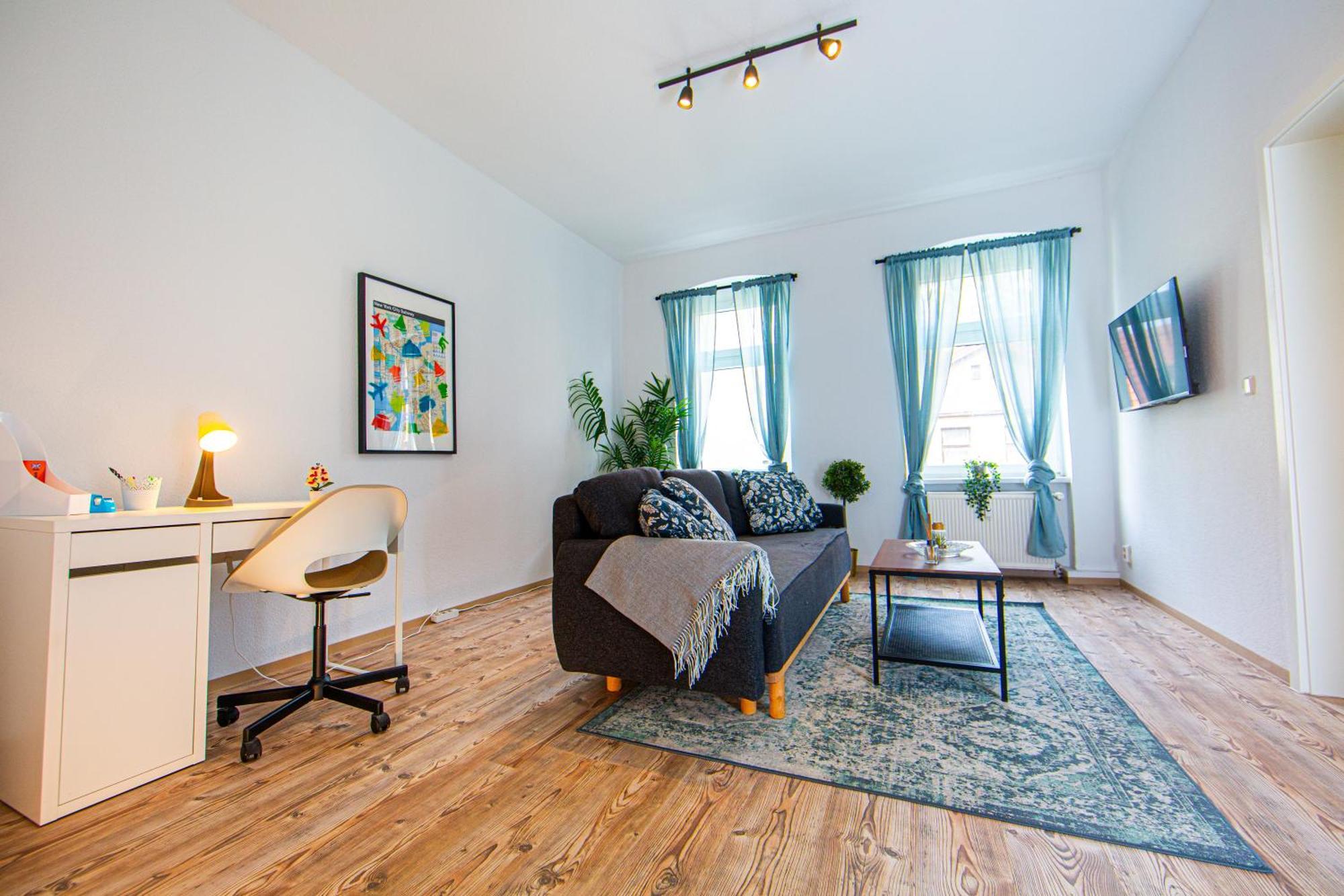 Grossraum-Apartments Mit 2Sz, Wz, Kueche, Smart-Tv, Parken, Etc Erfurt Phòng bức ảnh